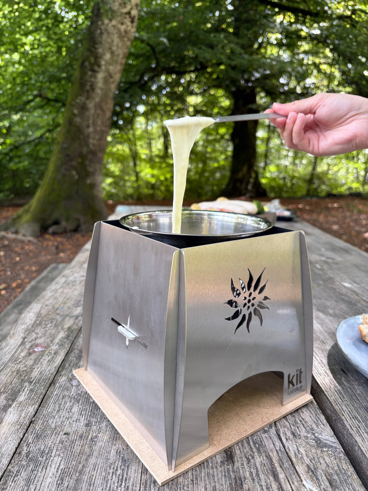 Comment nettoyer facilement son Kitfondue après une fondue en extérieur ?