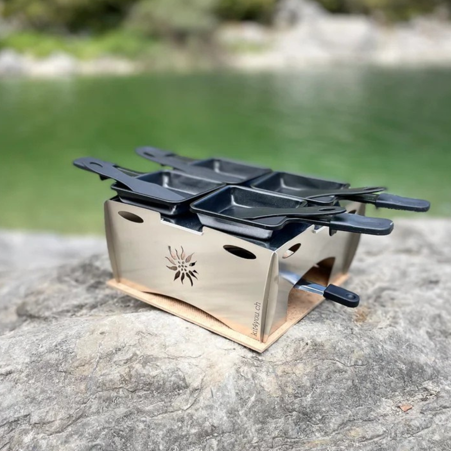 Set de 4 poêlons à raclette + racloirs